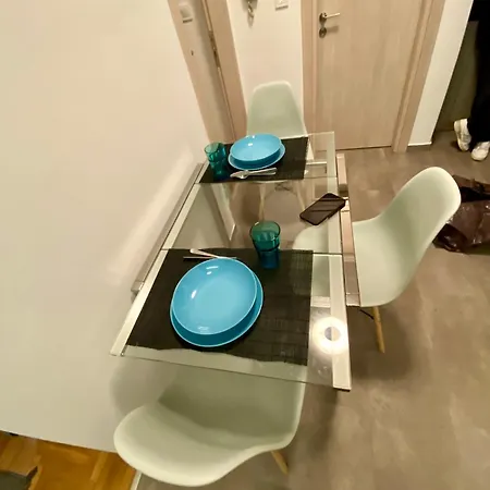 דירה Antinoros Inn, Stylish Apartment,3' To Metro אתונה